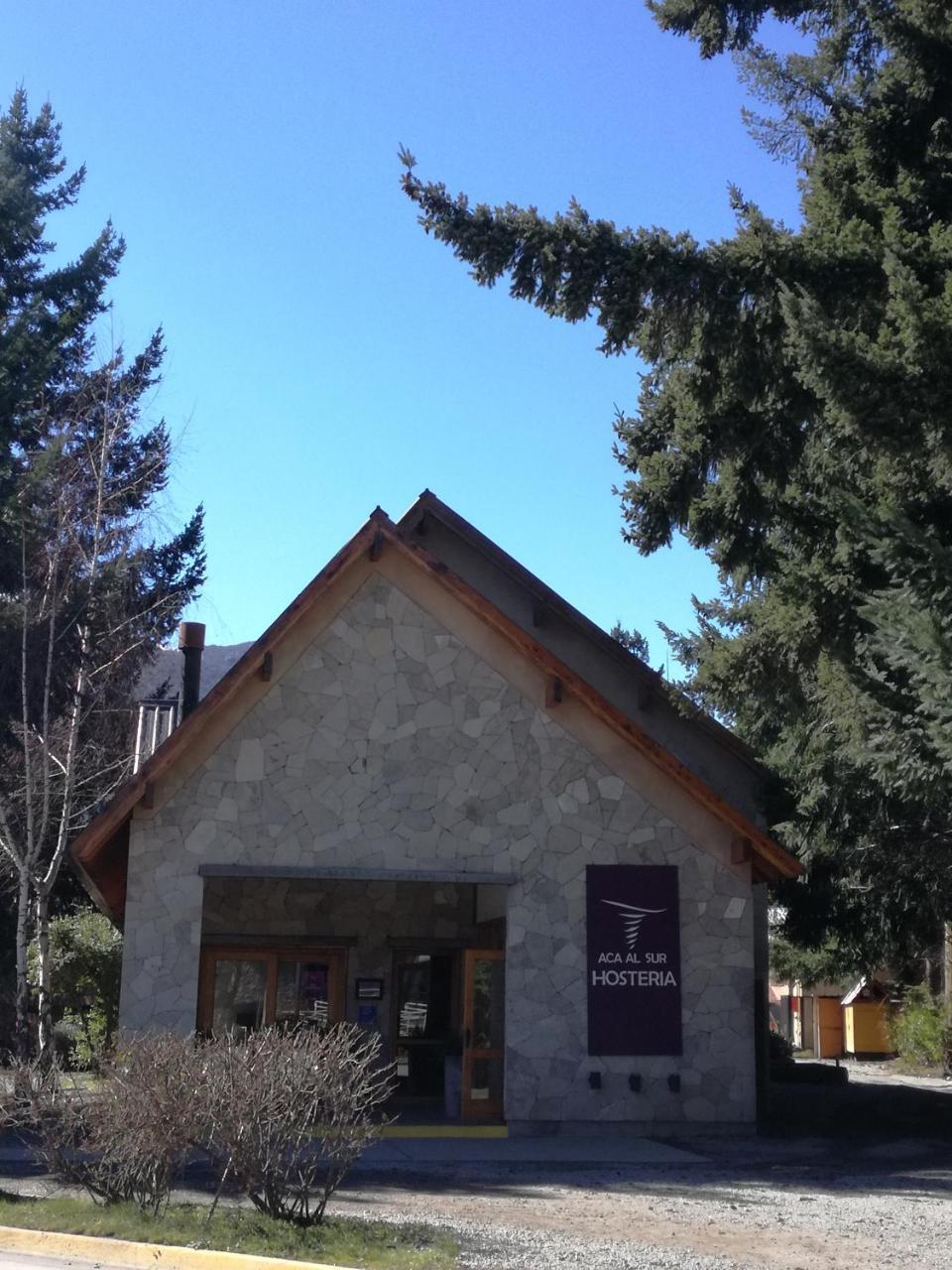 Hosteria Aca Al Sur Вилья-ла-Ангостура Экстерьер фото