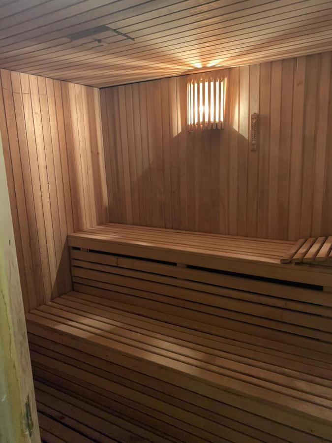 Hosteria Aca Al Sur Вилья-ла-Ангостура Экстерьер фото